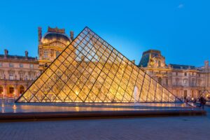 Mastering the Louvre: Essential Tips for First-Time Visitors